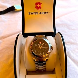 New with box Swiss Army Victorinox watch